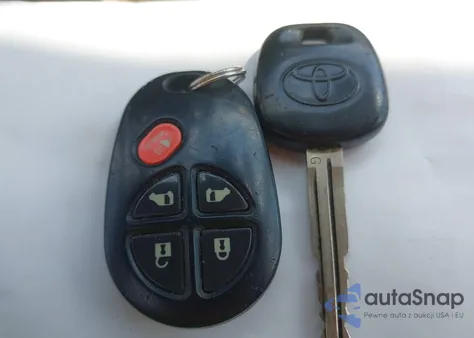 2011 Toyota Sienna Le V6 из США, поврежденный, VIN 5TDKK3DC4BS013309